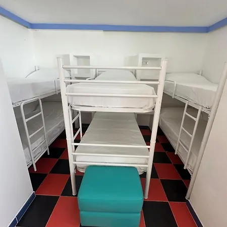 Pura Vida 호스텔 *