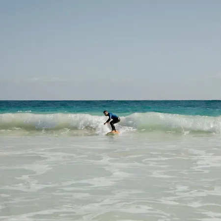 Pura Vida Surf Camp & School La Oliva