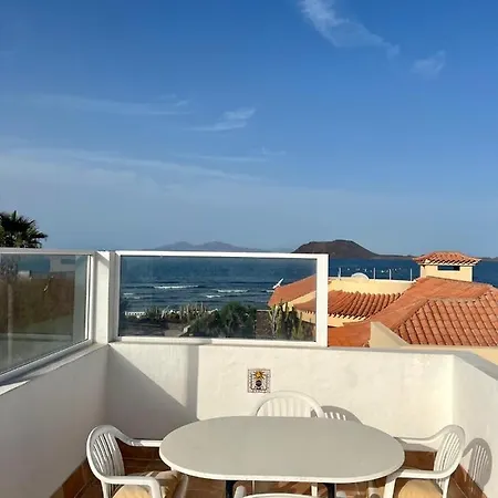 Pura Vida Surf House אכסניה לה אוליבה
