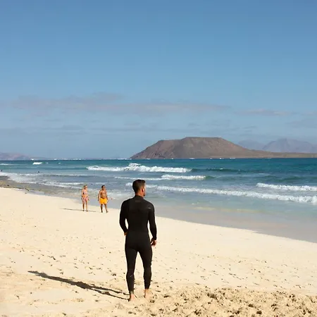 אכסניה Pura Vida Surf Camp & School לה אוליבה